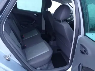 SEAT Ibiza 2009 - 6300 EUR, 201448 km - AUTO.MOTO.pt - 201448km - foto 14 de 14