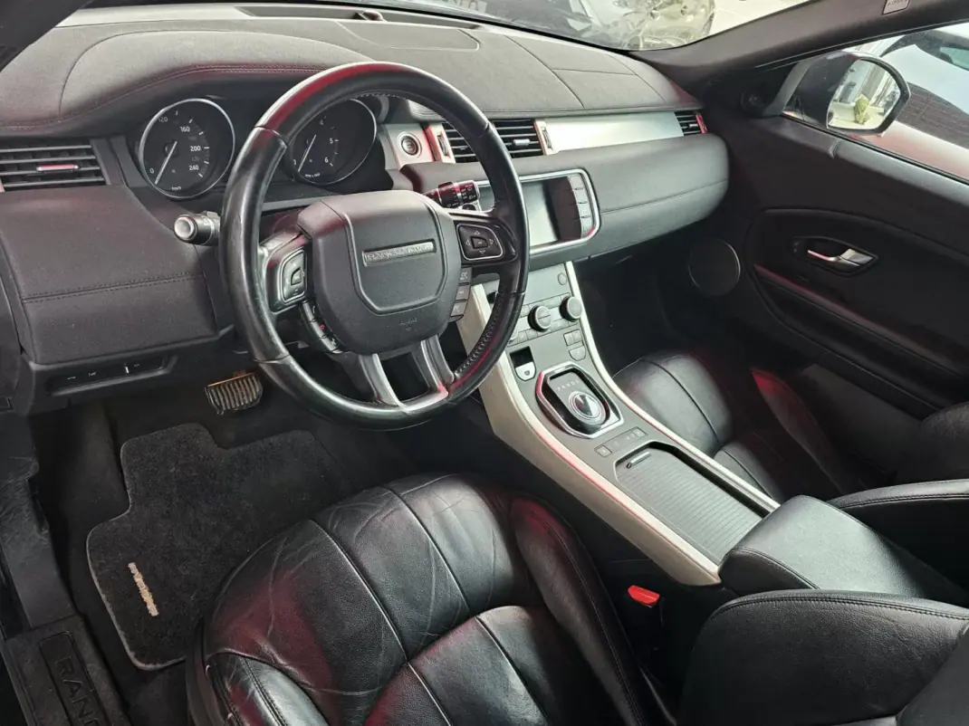 Land Rover Range Rover Evoque 2016 - 17499 EUR, 185000 km - AUTO.MOTO.pt - 185000km - foto 8 de 17