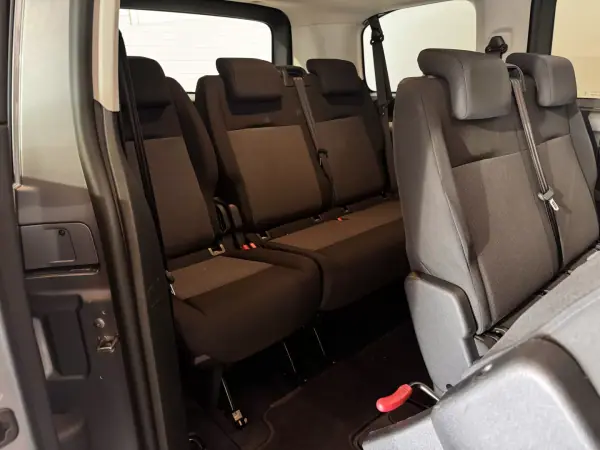 Toyota Proace Verso 2020 - 28900 EUR, 168506 km - AUTO.MOTO.pt - 168506km - foto 19 de 20