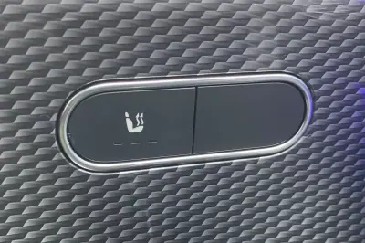 Mercedes-Benz A 250 2021 - 27900 EUR, 106000 km - AUTO.MOTO.pt - 106000km - foto 19 de 21