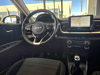 Kia Stonic 2025 — photo 6 of 23
