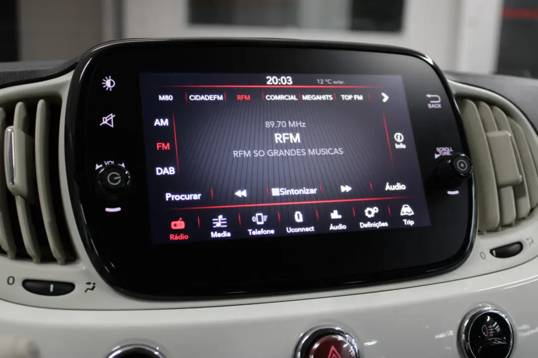 Fiat 500 2023 - 12900 EUR, 32374 km - AUTO.MOTO.pt - 32374km - foto 18 de 23