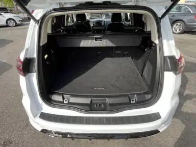 Ford S-Max 2016 - 27250 EUR, 140000 km - AUTO.MOTO.pt - 140000km - foto 57 de 80