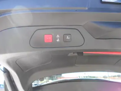Opel Grandland 2019 - 14900 EUR, 102526 km - 102526km - foto 9 de 17