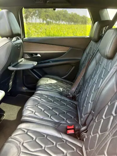 Peugeot 5008 2021 - 31000 EUR, 100252 km - AUTO.MOTO.pt - 100252km - foto 8 de 34