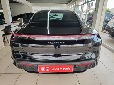 Porsche Taycan 2020 - 61500 EUR, 54000 km - AUTO.MOTO.pt - 54000km - foto 11 de 37