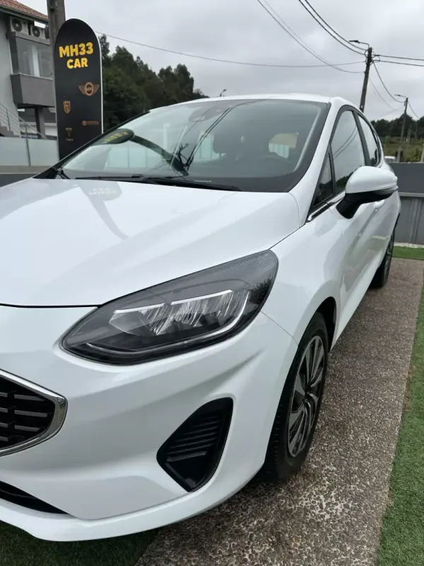 Ford Fiesta 2022 - 12900 EUR, 120000 km - AUTO.MOTO.pt - 120000km - foto 3 de 57