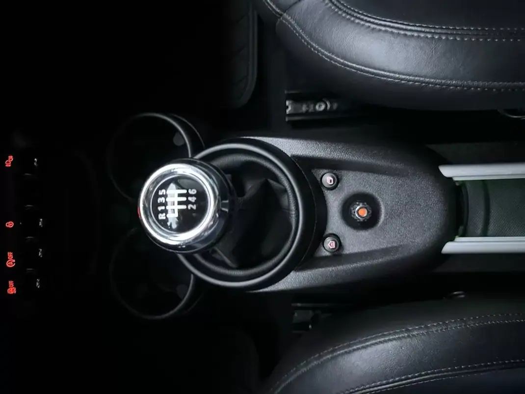 MINI Paceman 2013 - 14500 EUR, 117000 km - AUTO.MOTO.pt - 117000km - foto 16 de 20