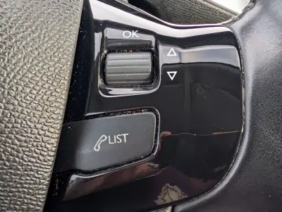 Peugeot 308 SW 2019 - 8500 EUR, 208333 km - AUTO.MOTO.pt - 208333km - foto 21 de 22