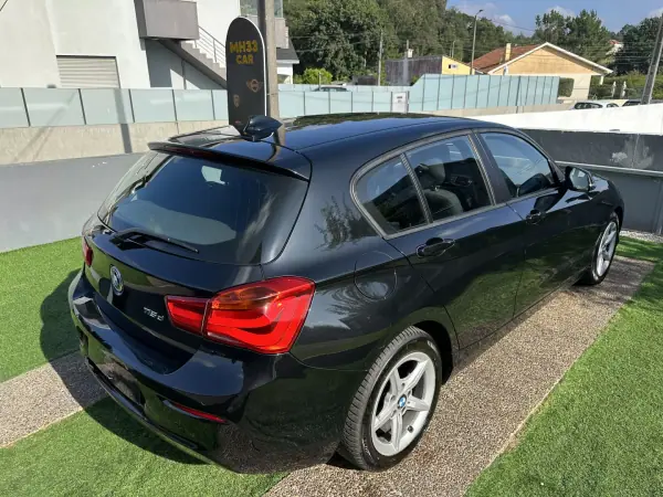 BMW 116 2016 - 12900 EUR, 220000 km - AUTO.MOTO.pt - 220000km - foto 11 de 53