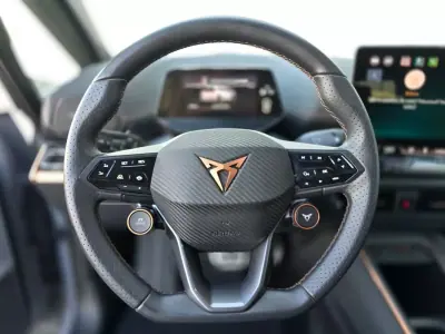 Cupra Born 2024 - 32400 EUR, 12000 km - AUTO.MOTO.pt - 12000km - foto 17 de 34