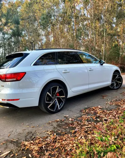 Audi A4 Avant 2017 - 22990 EUR, 183300 km - AUTO.MOTO.pt - 183300km - foto 22 de 36