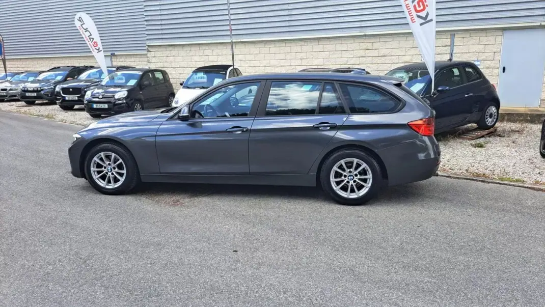 BMW 316 2014 - 13890 EUR, 173487 km - 173487km - foto 26 de 50