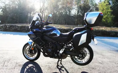 Yamaha Tracer 9 2025 - 18990 EUR, 6400 km - AUTO.MOTO.pt - 6400km - foto 19 de 29