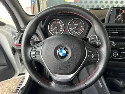 BMW 116 2015 - 16900 EUR, 123849 km - AUTO.MOTO.pt - 123849km - foto 16 de 32