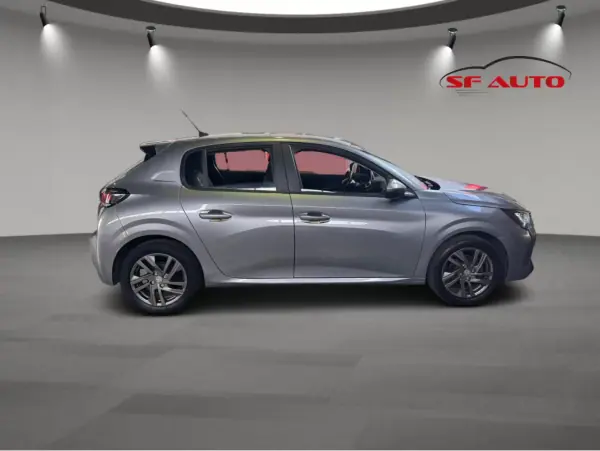 Peugeot 208 2021 - 14990 EUR, 78479 km - AUTO.MOTO.pt - 78479km - foto 4 de 13