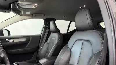 Volvo XC 40 2018 - 24990 EUR, 65080 km - 65080km - foto 27 de 30