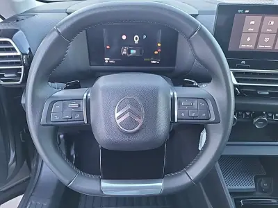 Citroën C4 2025 - 24400 EUR, 14526 km - AUTO.MOTO.pt - 14526km - foto 17 de 25