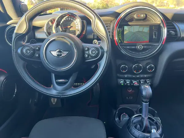MINI John Cooper Works 2017 - 24965 EUR, 126000 km - AUTO.MOTO.pt - 126000km - foto 37 de 61