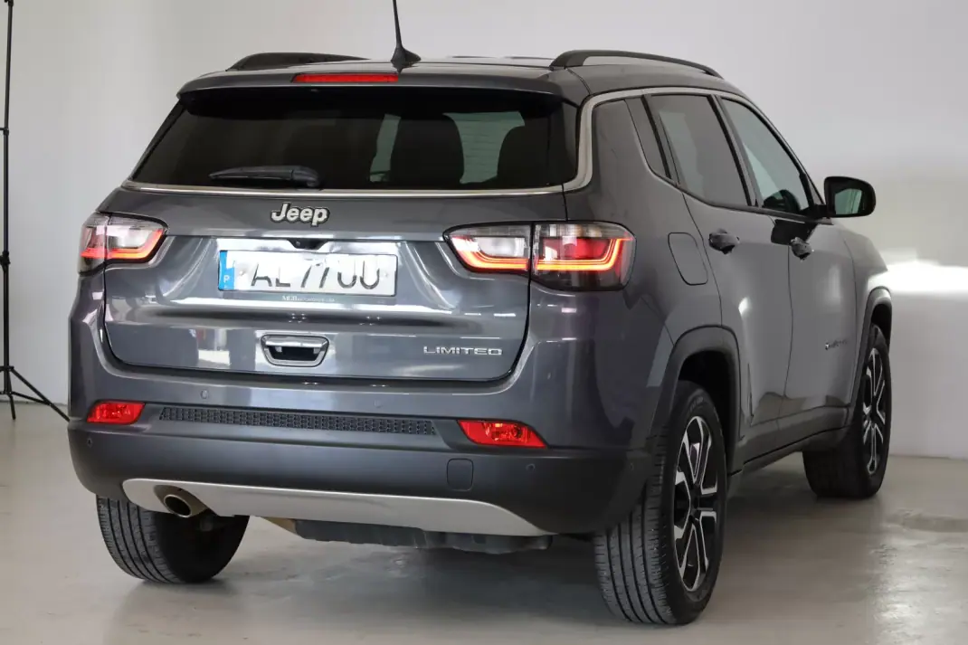 Jeep Compass 2021 - 23990 EUR, 73522 km - AUTO.MOTO.pt - 73522km - foto 20 de 41