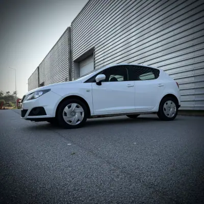 SEAT Ibiza 2011 - 5900 EUR, 204000 km - AUTO.MOTO.pt - 204000km - foto 20 de 20