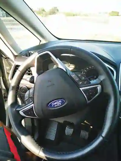 Ford S-Max 2017 - 16500 EUR, 247000 km - AUTO.MOTO.pt - 247000km - foto 6 de 15