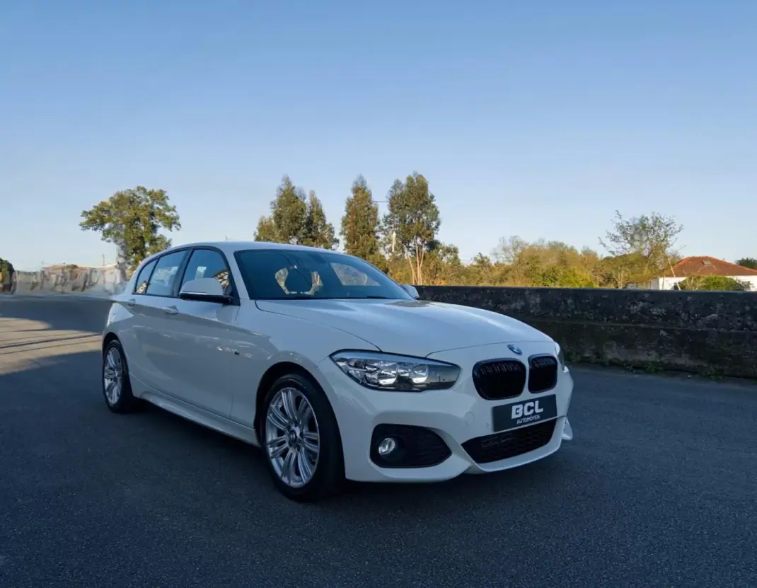 BMW 118 2015 - 17990 EUR, 168000 km - AUTO.MOTO.pt - 168000km - foto 1 de 35