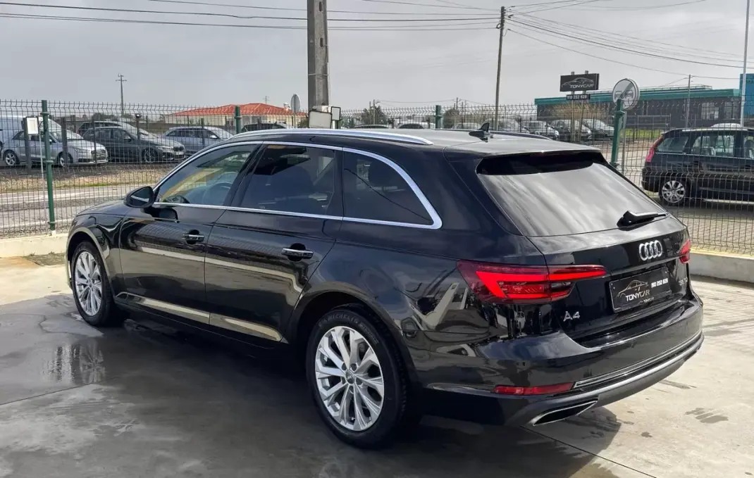 Audi A4 Avant 2020 - 30900 EUR, 129950 km - AUTO.MOTO.pt - 129950km - foto 32 de 41