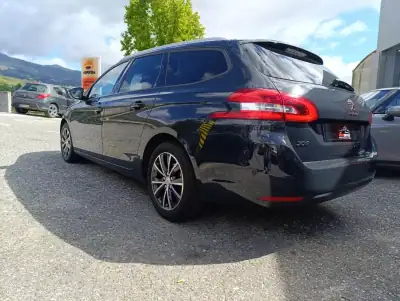 Peugeot 308 SW 2020 - 14500 EUR, 128000 km - AUTO.MOTO.pt - 128000km - foto 8 de 22