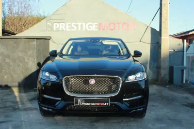 Jaguar F-Pace 2016 - 25900 EUR, 176000 km - AUTO.MOTO.pt - 176000km - foto 2 de 25