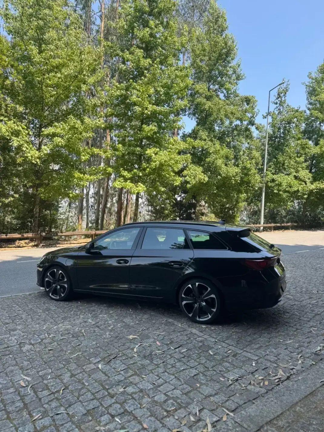 Cupra Leon 2023 - 29750 EUR, 34940 km - AUTO.MOTO.pt - 34940km - foto 18 de 20