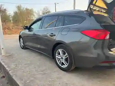Ford Focus SW 2019 - 14650 EUR, 110600 km - 110600km - foto 4 de 15