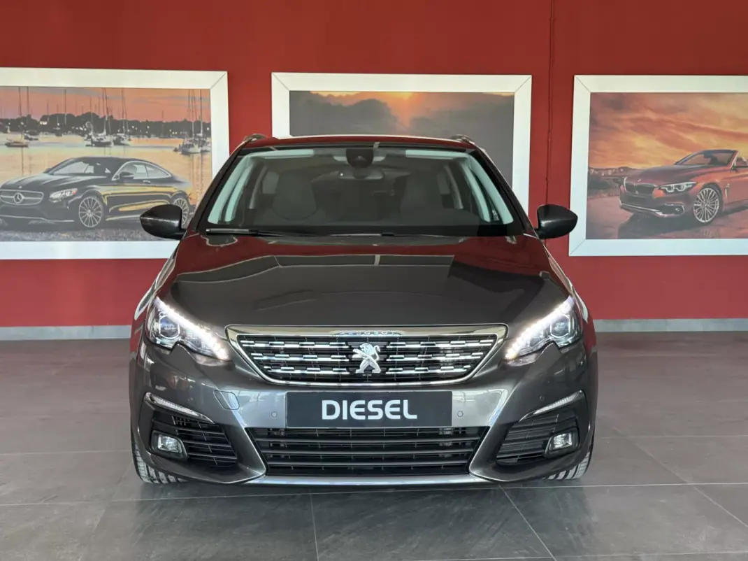 Peugeot 308 SW 2018 - 14990 EUR, 124838 km - AUTO.MOTO.pt - 124838km - foto 5 de 21