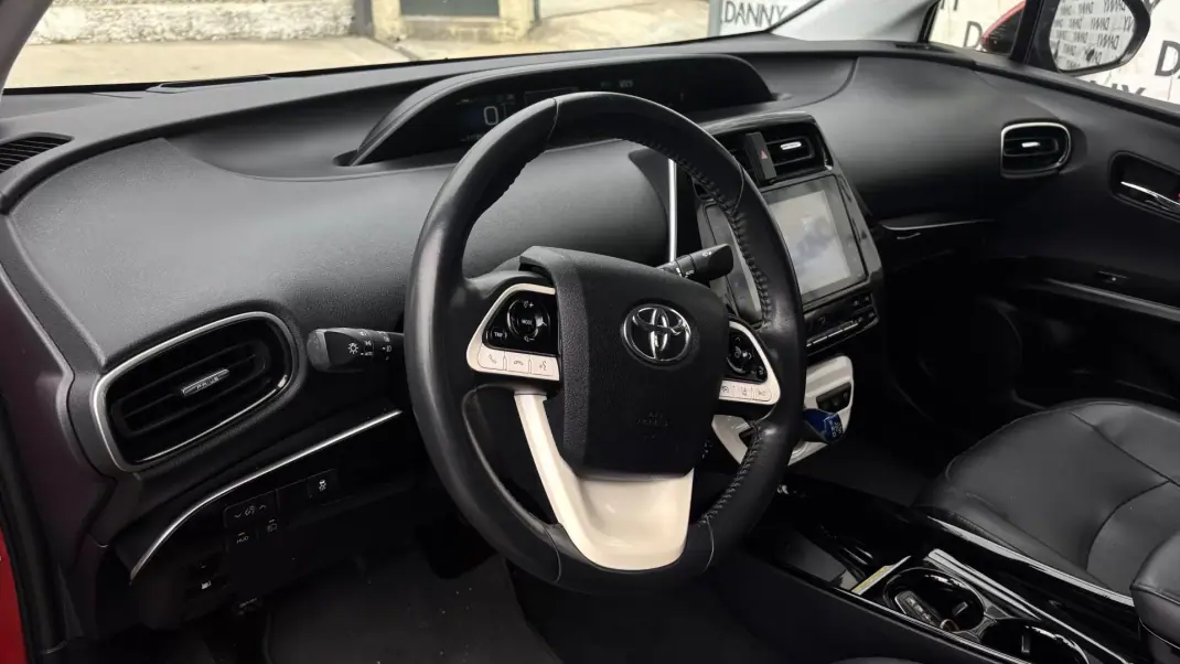 Toyota Prius 2019 - 19900 EUR, 111000 km - 111000km - foto 20 de 21