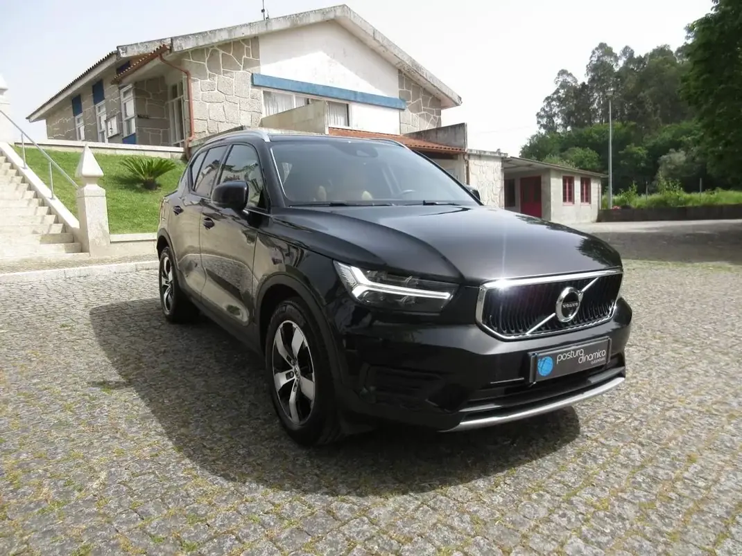 Volvo XC 40 2019 - 29490 EUR, 70000 km - AUTO.MOTO.pt - 70000km - foto 14 de 60