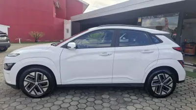 Hyundai Kauai 2022 - 20750 EUR, 78000 km - foto 4 de 48