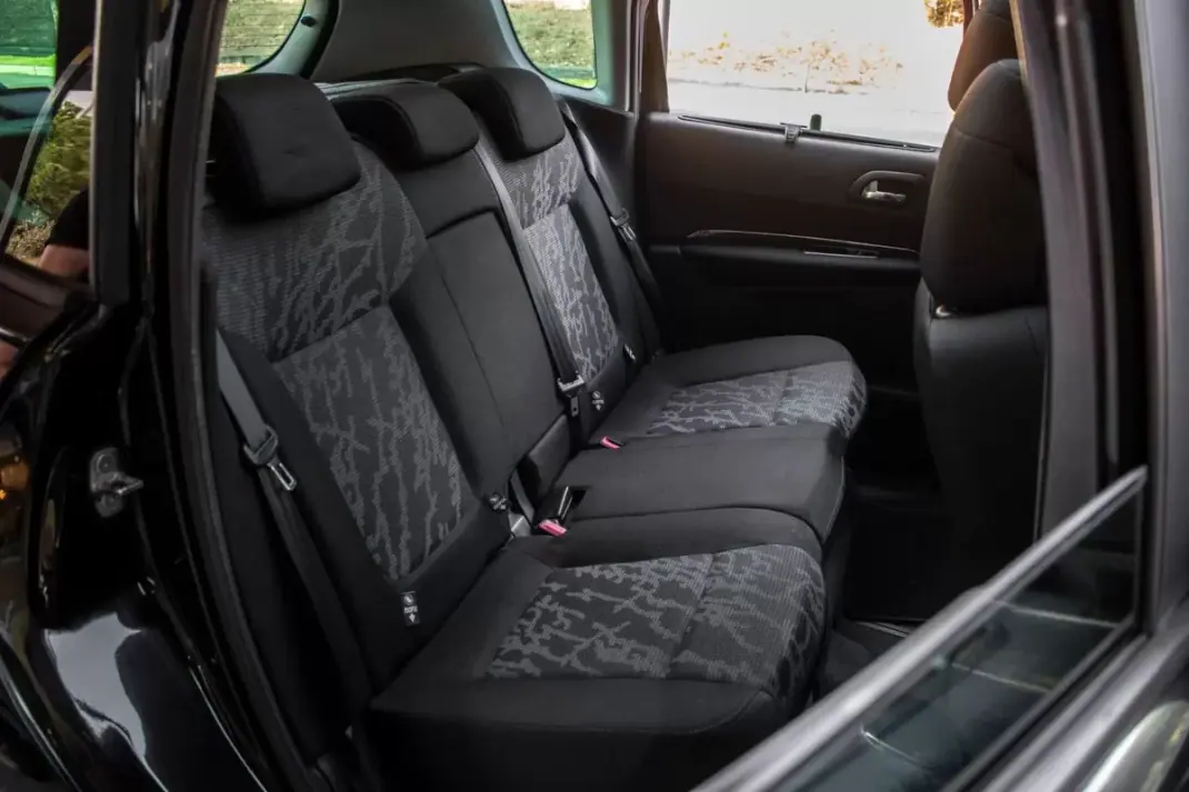 Peugeot 3008 2010 - 7490 EUR, 200623 km - AUTO.MOTO.pt - 200623km - foto 29 de 36