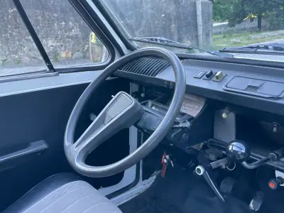 Citroën Dyane 1979 - 7900 EUR, 92000 km - AUTO.MOTO.pt - 92000km - foto 19 de 38