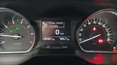 Peugeot 208 2016 - 11690 EUR, 138481 km - AUTO.MOTO.pt - 138481km - foto 27 de 54