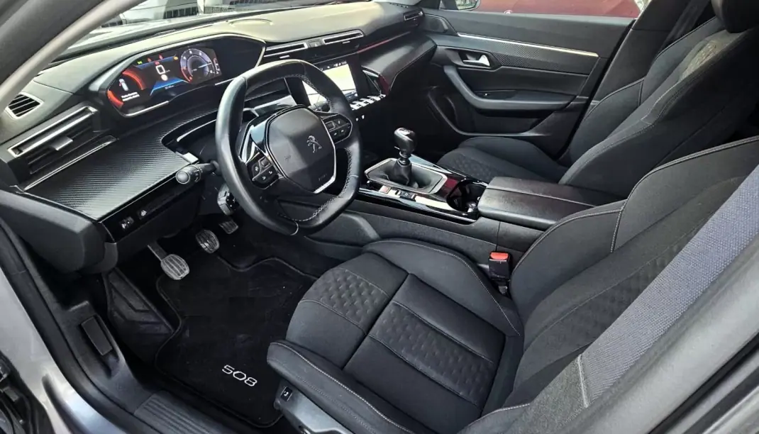 Peugeot 508 SW 2020 - 19500 EUR, 95000 km - AUTO.MOTO.pt - 95000km - foto 5 de 28