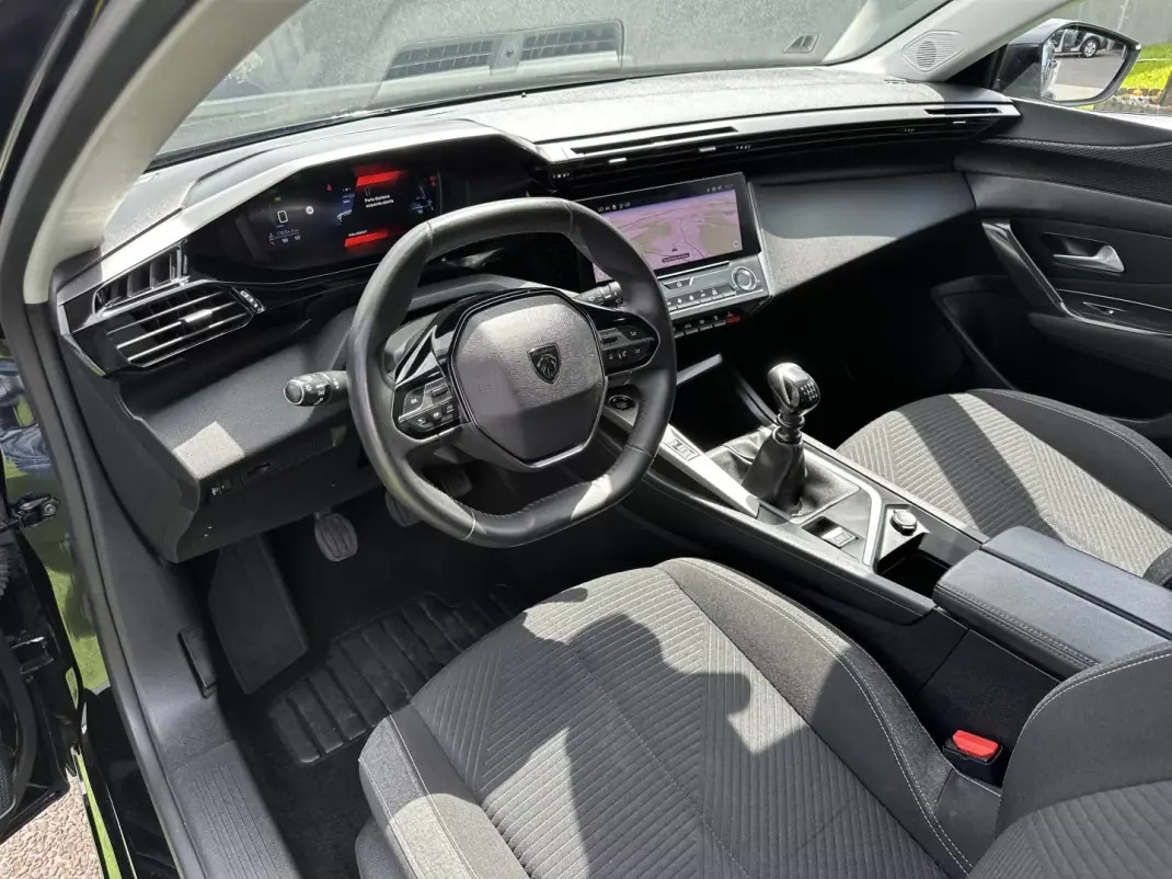 Peugeot 308 2022 - 15500 EUR, 170000 km - 170000km - foto 21 de 60