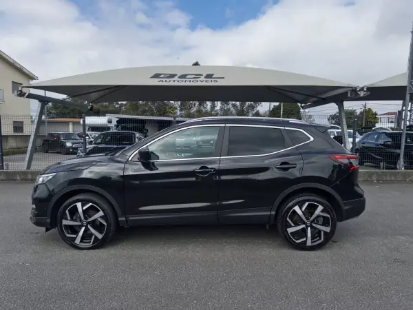 Nissan Qashqai 2019 - 18990 EUR, 106000 km - AUTO.MOTO.pt - 106000km - foto 4 de 41