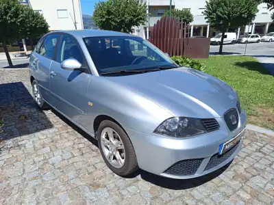 SEAT Ibiza 2006 - 4990 EUR, 144800 km - AUTO.MOTO.pt - 144800km - foto 3 de 10