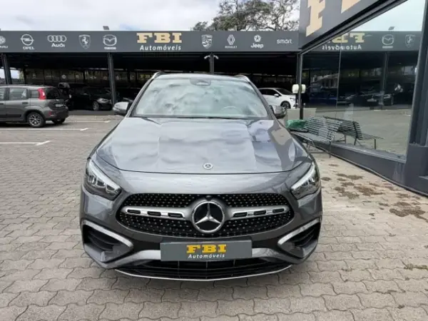 Mercedes-Benz GLA 180 2024 - 47900 EUR, 51250 km - AUTO.MOTO.pt - 51250km - foto 5 de 12