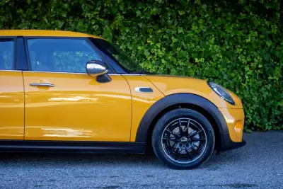MINI One 2015 - 11900 EUR, 194500 km - AUTO.MOTO.pt - 194500km - foto 5 de 18