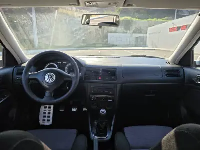 Volkswagen Golf 2003 - 4490 EUR, 200000 km - AUTO.MOTO.pt - 200000km - foto 4 de 15