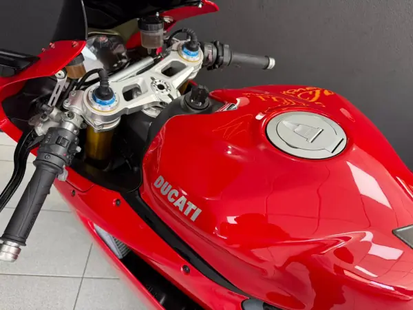 Ducati Panigale 1299 2016 - 17500 EUR, 11358 km - AUTO.MOTO.pt - 11358km - foto 22 de 38