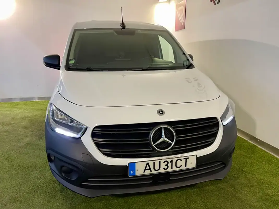 Mercedes-Benz 2022 - 17750 EUR, 45000 km - AUTO.MOTO.pt - 45000km - foto 4 de 28