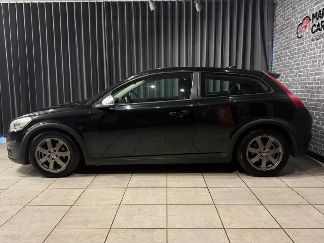 Volvo C30 2010 - 6900 EUR, 254000 km - 254000km - foto 3 de 13