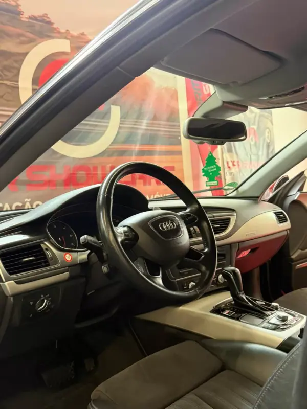Audi A7 Sportback 2017 - 29900 EUR, 146000 km - AUTO.MOTO.pt - 146000km - foto 6 de 10